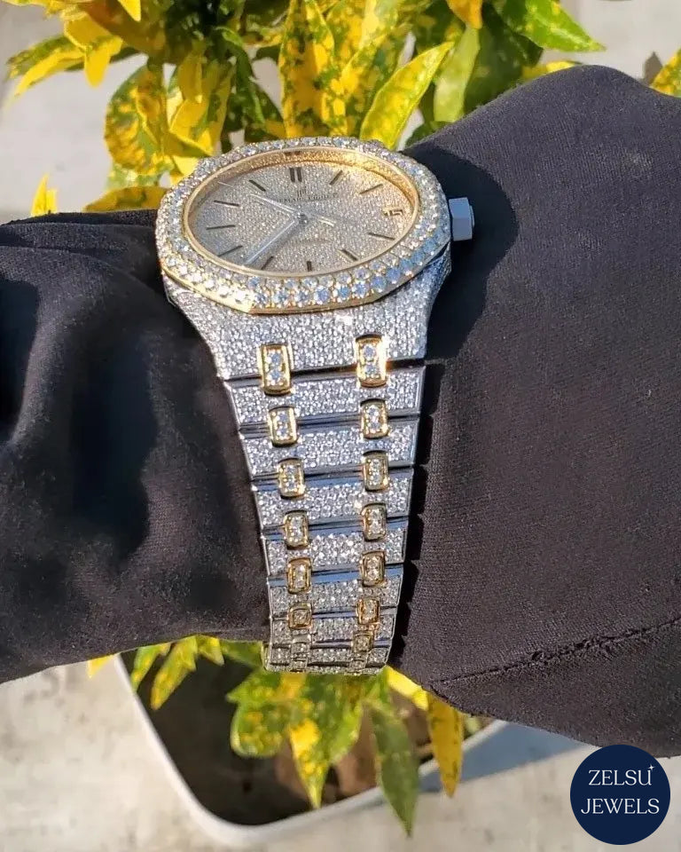 Elegant two-tone VVS diamond watch with sparkling diamonds and a refined mix of gold and silver.