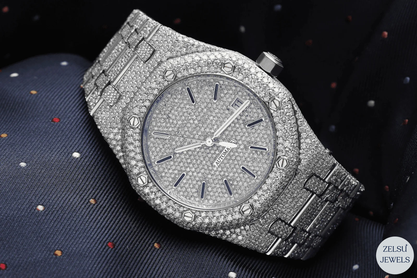 Elegant moissanite silver diamond watch, perfect for making a statement with its timeless and luxurious appeal.