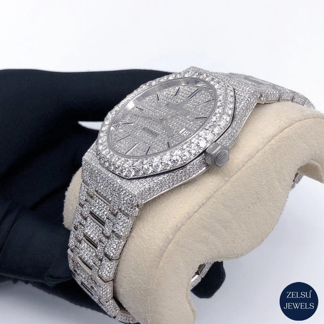 moissanite diamond watch with VVS clarity diamonds, showcasing the brilliance of flawless diamonds and elegant design.