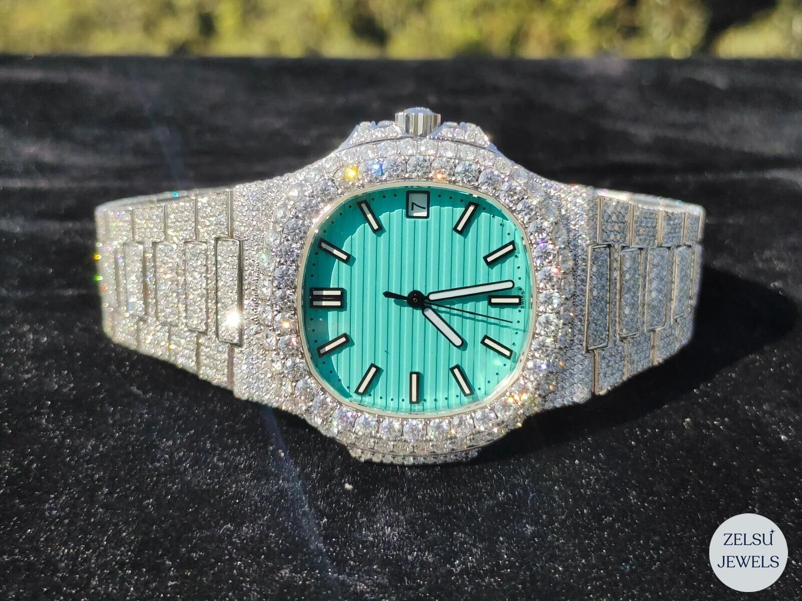 Luxury modern moissanite diamond watch featuring radiant diamonds for a stunning and chic design.