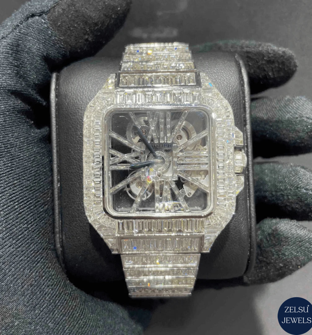 Sophisticated emerald diamond automatic watch, perfect for those who appreciate fine craftsmanship and luxurious gemstones.
