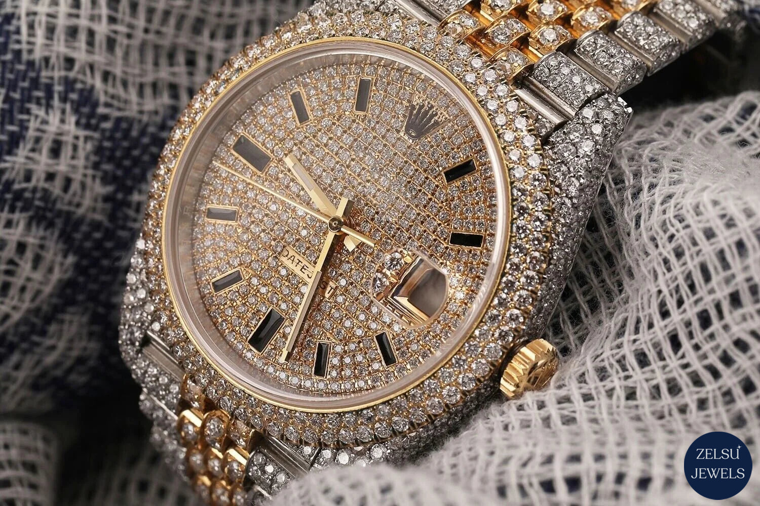 Exquisite two-tone gold watch featuring VVS clarity diamonds, perfect for those seeking a high-end, luxury timepiece.