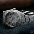 Luxury silver diamond watch with brilliant diamonds, offering both elegance and timeless style.